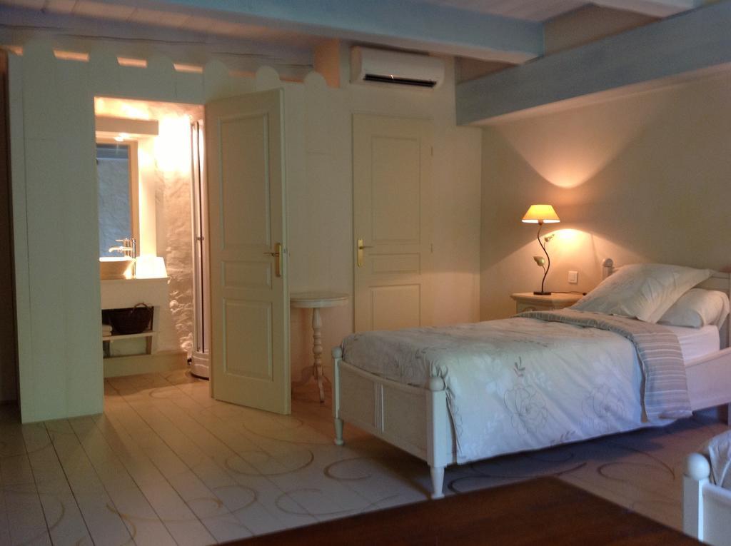Maison D'Hotes Les Chambres De Mon Moulin Pégomas Rum bild