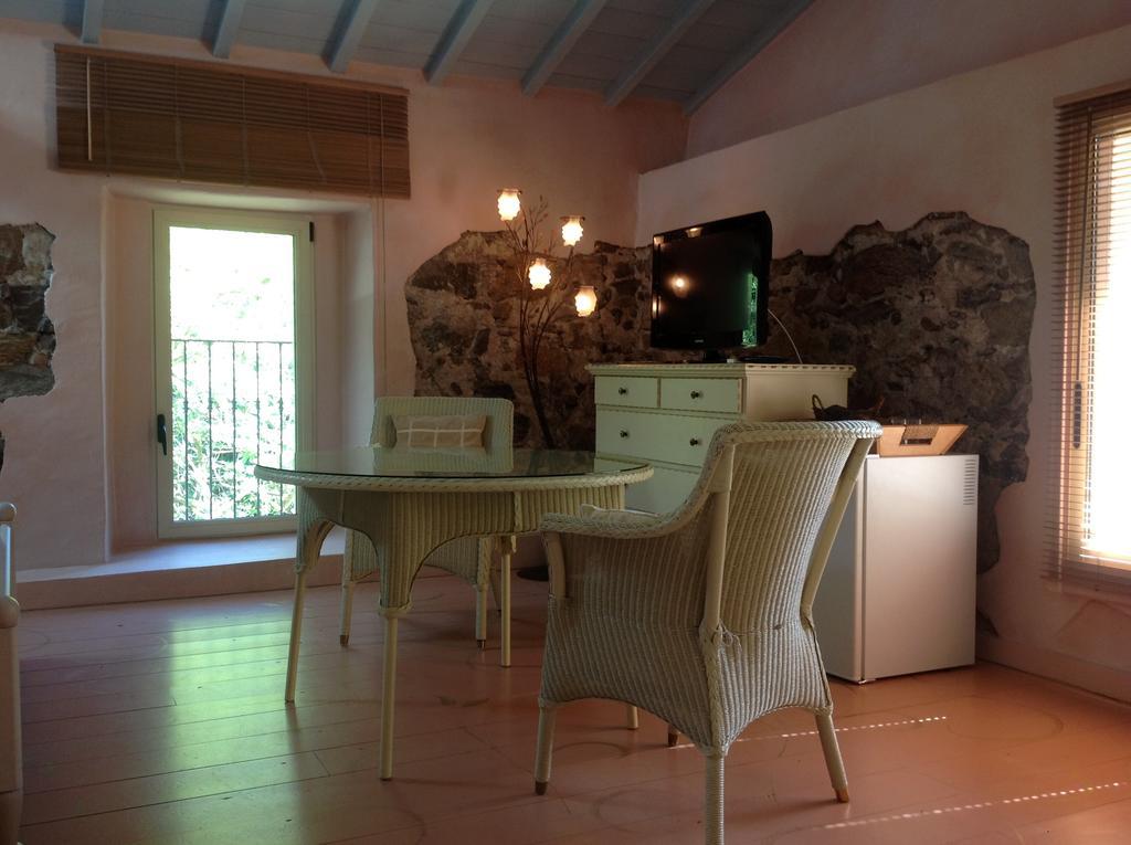 Maison D'Hotes Les Chambres De Mon Moulin Pégomas Rum bild